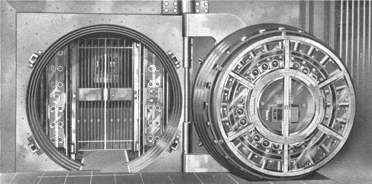 The circular steel door of the Cleveland Trust Company safe deposit vault, photographed in 1908.
